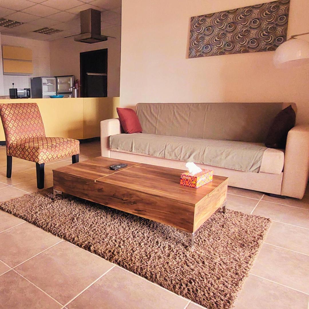 La Casa Baatsona Apts Sakumono Bagian luar foto
