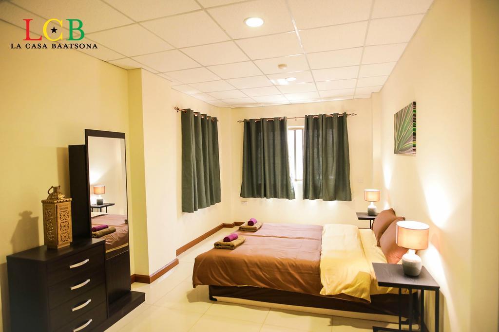 La Casa Baatsona Apts Sakumono Bagian luar foto